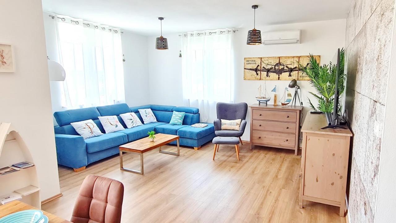Villa Mira Pula Ngoại thất bức ảnh