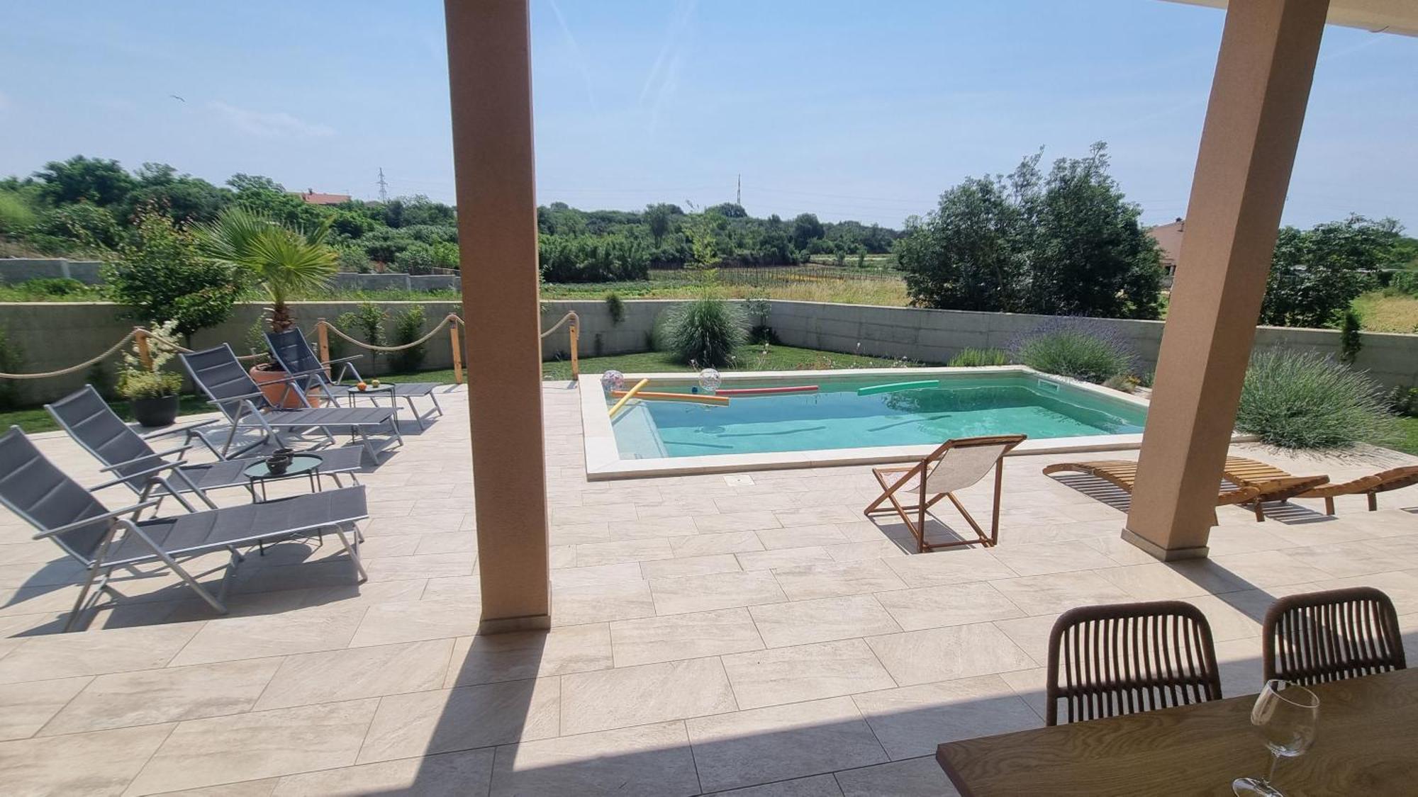 Villa Mira Pula Ngoại thất bức ảnh